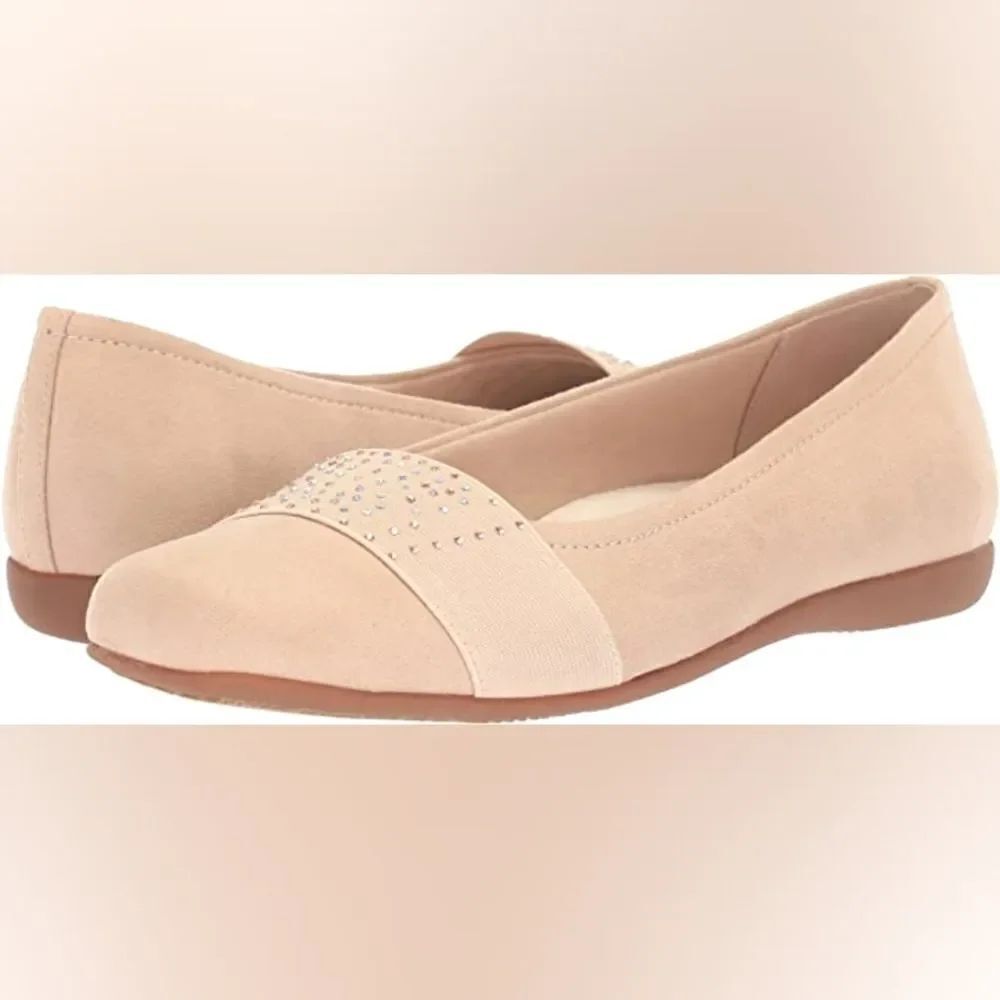 (69-2232) Trotters Women's Samantha Ballet Flat Sz 12N